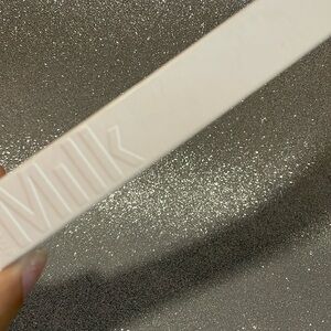 Sunshine Under Eye Tint + Brighten
light coverage concealer